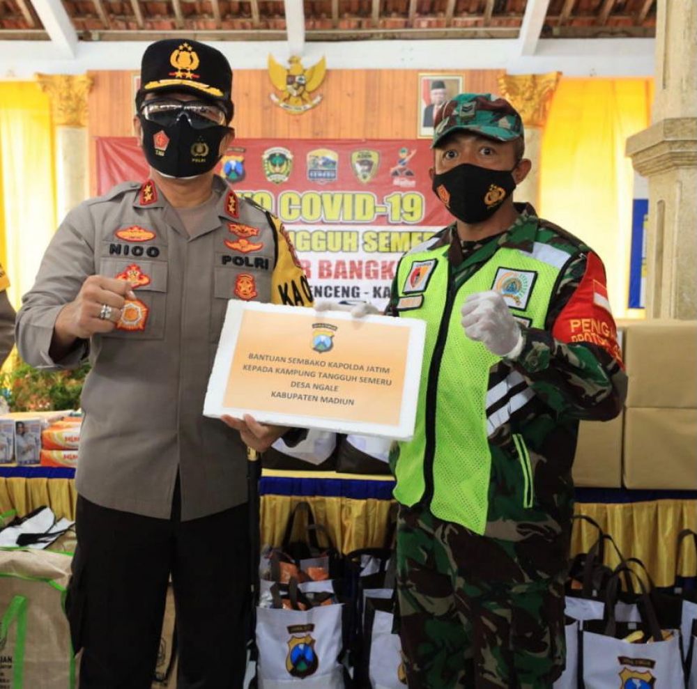 Kapolda Jatim Irjen Pol Dr Nico Afinta dan Pangdam V Brawijaya Mayjen TNI Suharyanto, berikan apresiasi pada Bhabinsa dan Bhabinkamtibmas