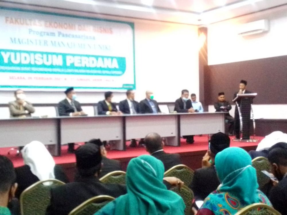22 Mahasiswa Pascasarjana Magister Manajemen UNIKI