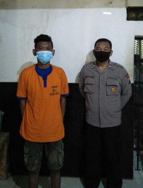 Tersangka diamankan bersama BB di Polres Gresik