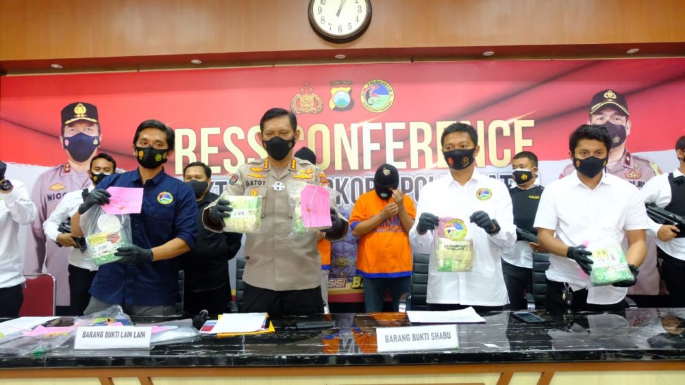 Ditresnarkoba Polda Jatim bongkar Peredaran Narkoba seberat 6 kilo