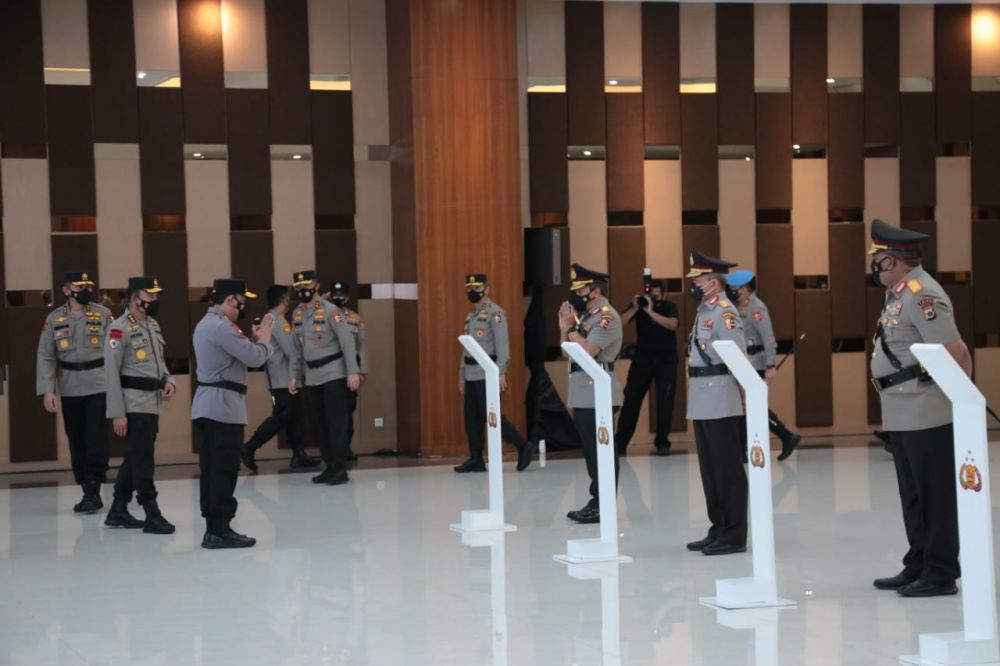 Acara pelantikan jenderal bintang tiga Paulus Waterpauw putra Papua