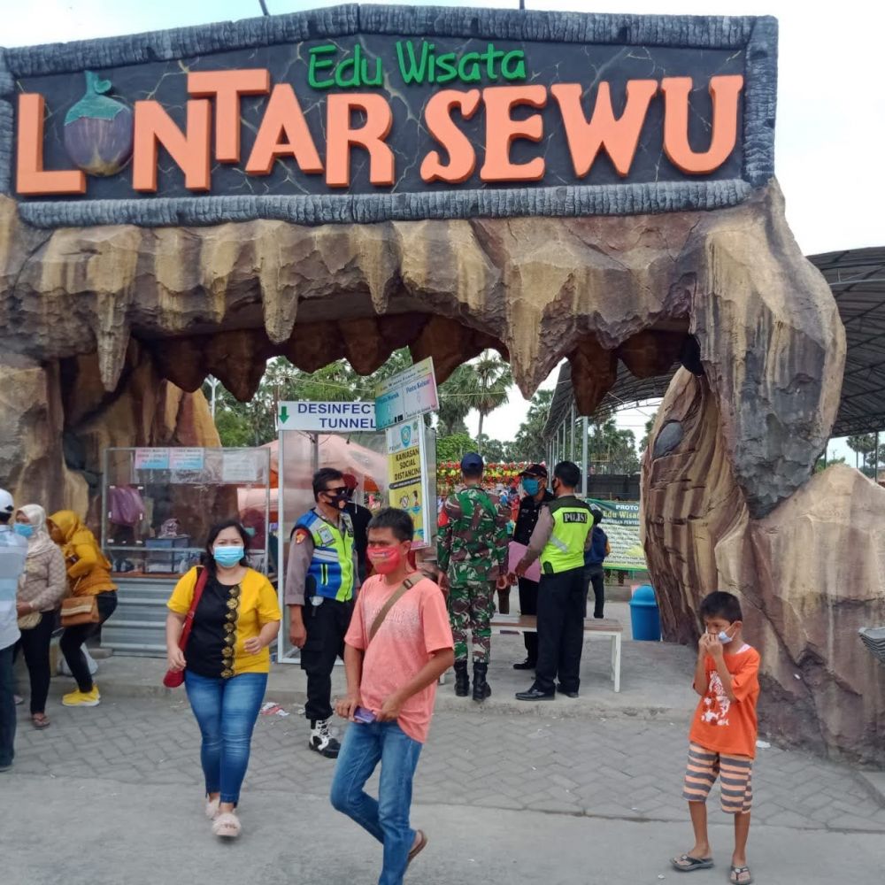 Edi wisata hendrosari disambangi Polsek Menganti Gresik