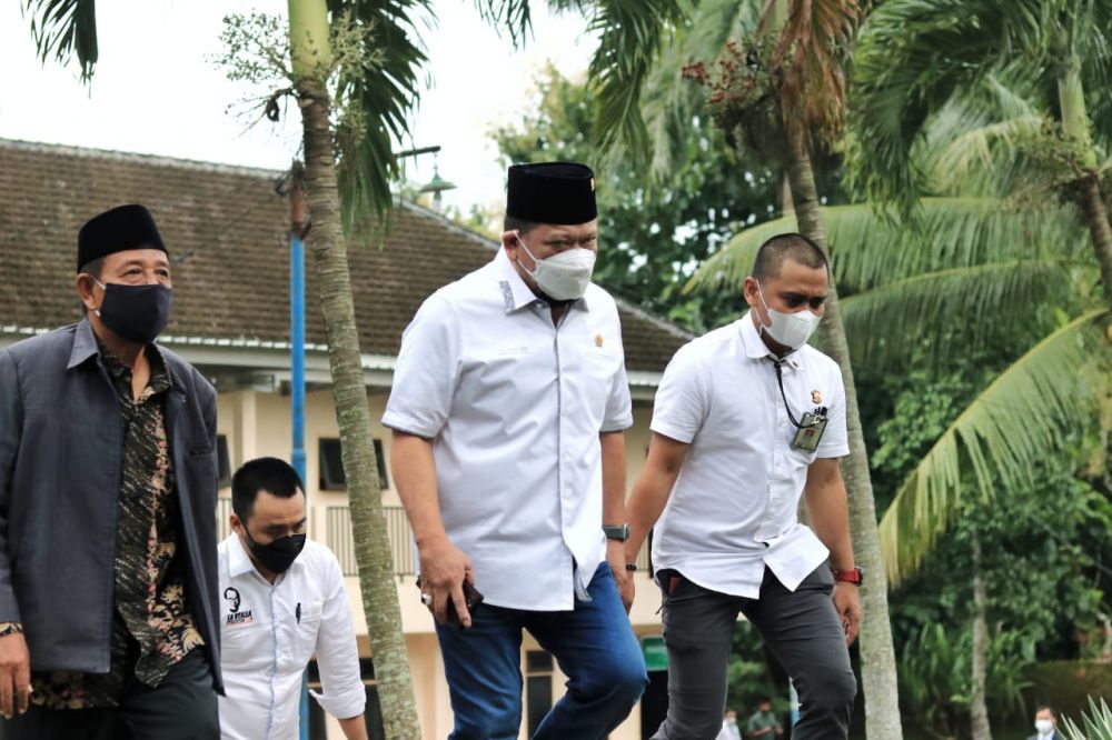 Ketua DPD RI LaNyalla Mahmud Mattalitti saat kunjungi agrowisata kelengkeng
