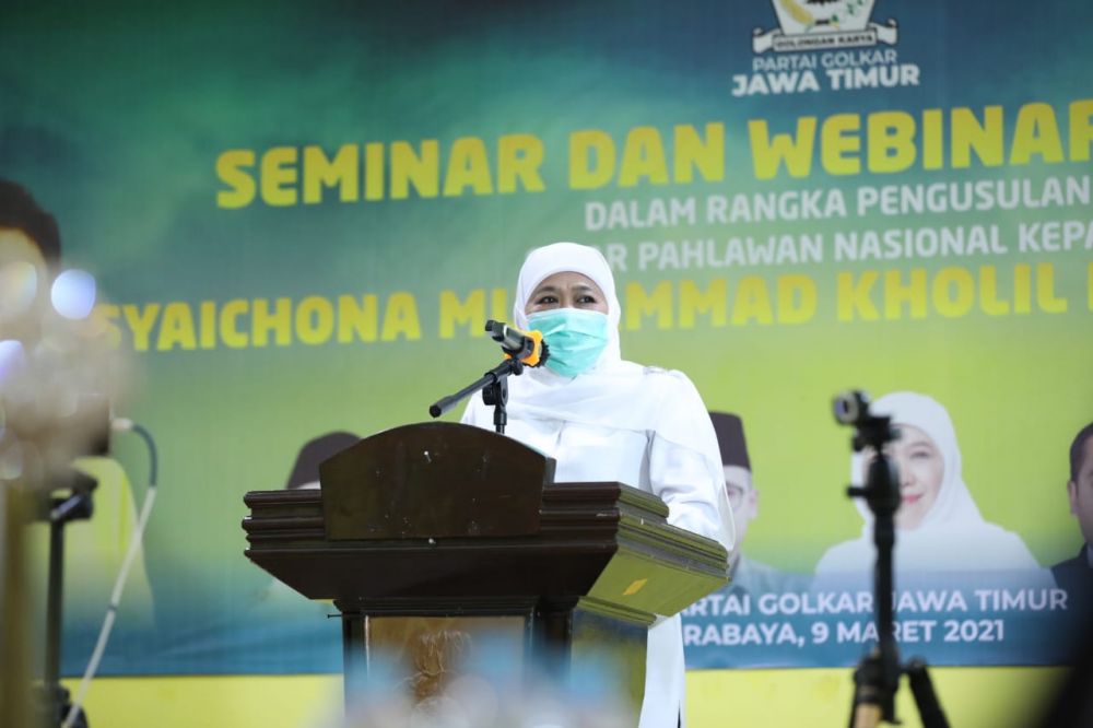 Gubernur Jatim Khofifah Indar Parawansa hadiri seminar dan Webinar nasional pengusulan Pahlawan Nasional Syaichona Muhammad Cholil di kantor DPD Partai Golkar Prov Jatim