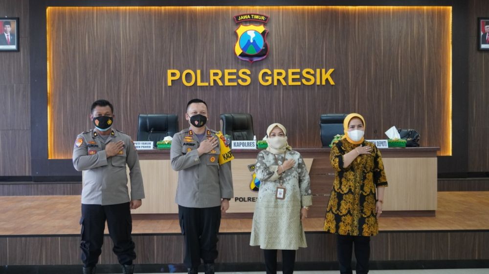 Kemenpan RB saat lakukan kunjungan ke Polres Gresik