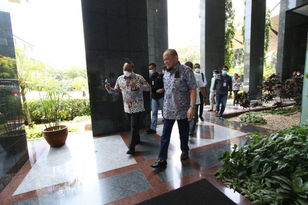 Ketua DPD RI AA LaNyalla Mahmud Mattalitti bersama sekjen DPD RI Rahman Hadi saat melakukan media visit beberapa waktu lalu