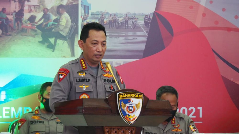 Kapolri Jenderal Listyo Sigit Prabowo minta Polisi tampil humanis dan tegas