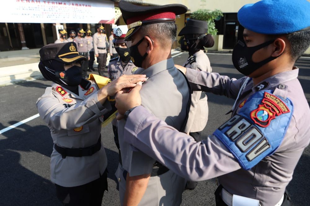 Sertijab Kapolsek dan Kasat Lantas di Pimpin Kapolres Tanjung Perak