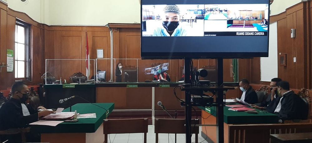 Akibat salah transfer, Ardi jadi terdakwa