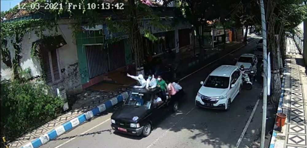 Gunakan APD tidak berbahaya, melanggar lalu lintas tidak dibenarkan
