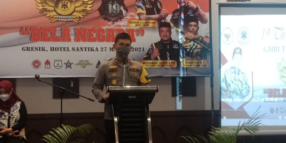 Wakapolres Gresik Kompol Eko Iskandar saat menghadiri anniversary 19 LSM GMBI Wilter Jatim