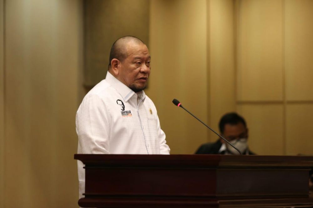 Ketua DPD RI AA LaNyalla Mahmud Mattalitti minta pemerintah tinjau ulang dana pinjaman ekonomi nasional