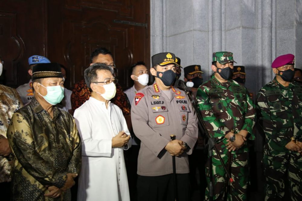 Kapolri Jenderal Listyo Sigit Prabowo dalam rangka kunker, tinjau langsung gereja demi kenyamanan beribadah umat kristiani di malam Jum'at agung