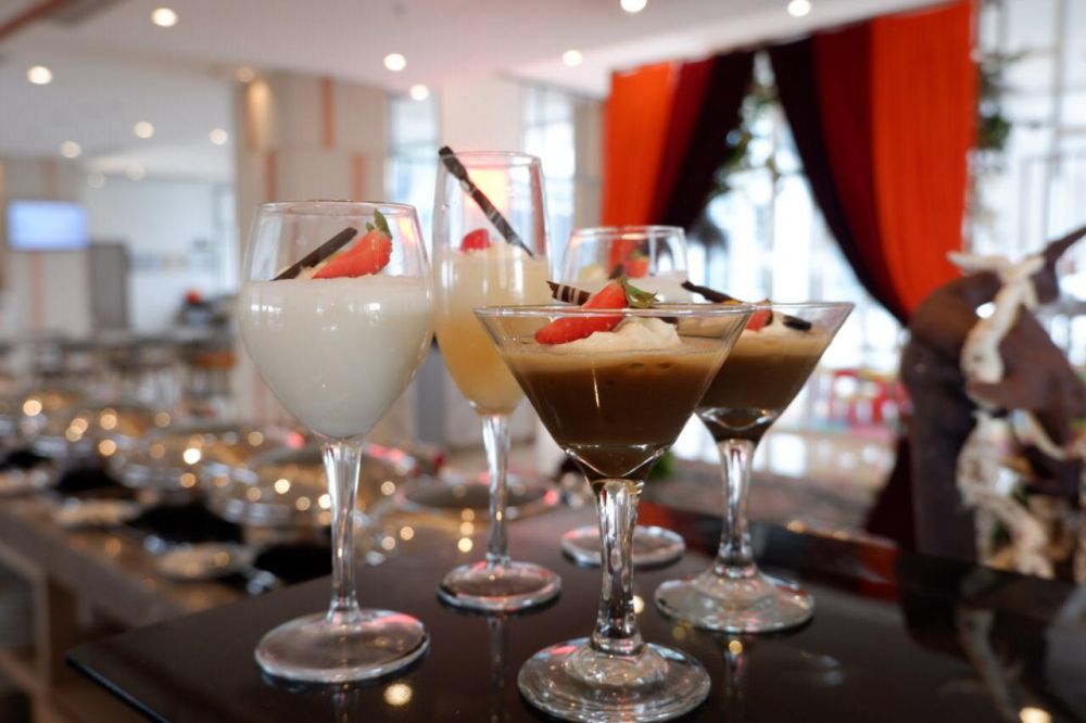 Menu ramadhan untuk berbuka puasa dan masih banyak yang lain di Harris Hotel Bundaran Satelit Surabaya