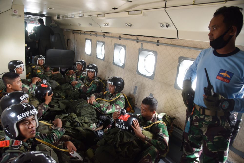 Siswa Dikkopaska saat berlatih