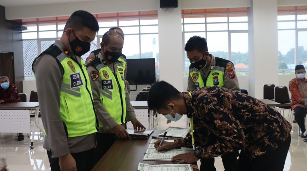 Peserta seleksi Polri lakukan penanda tanganan pakta integritas