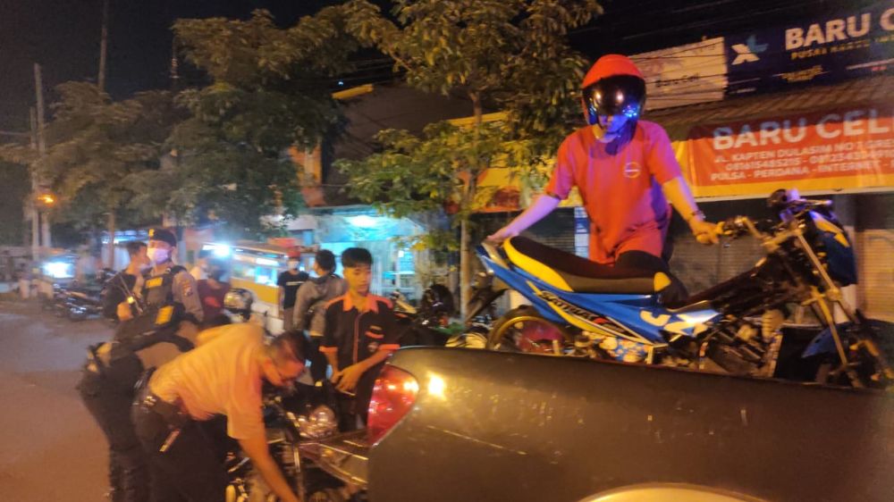 Belasan Pemuda Gresik Diciduk Polisi Hendak Balap Liar di Kota  Pudak