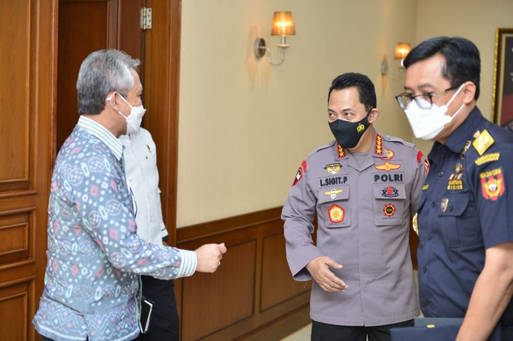 Kapolri Jenderal Listyo Sigit Prabowo terima kunjungan Ditjen Bea Cukai