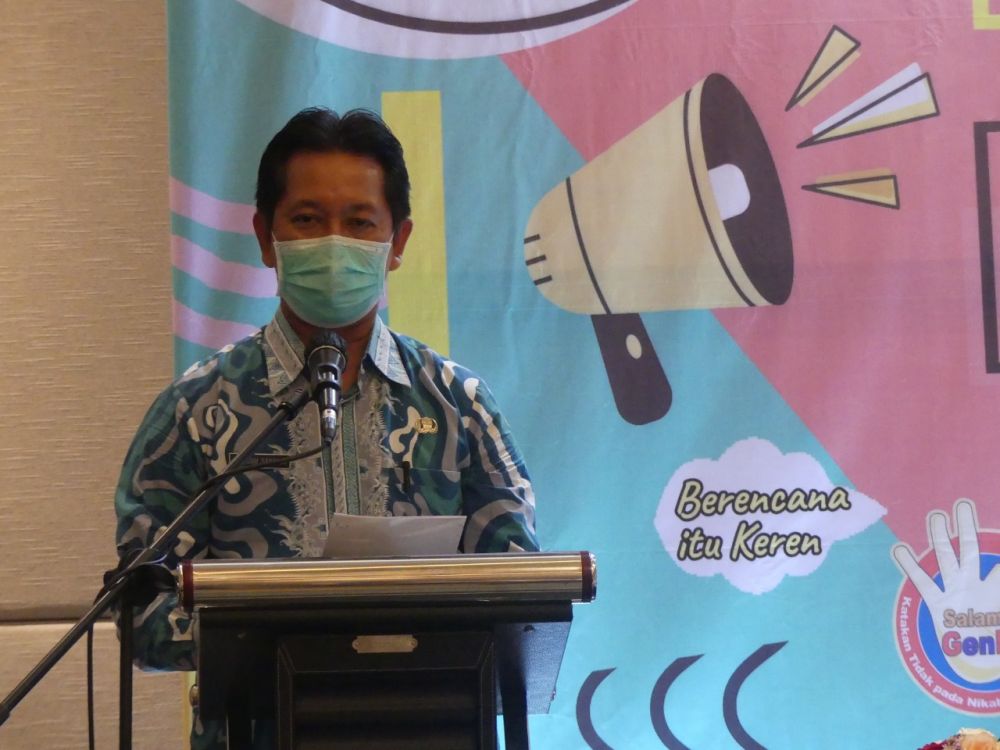 Kaperwil BKKBN Jatim Sukaryo Teguh Santoso saat memberikan sambutan