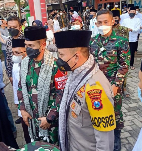 Kapolres Gresik AKBP Arief Fitrianto saat menghadiri acara Rembug warga