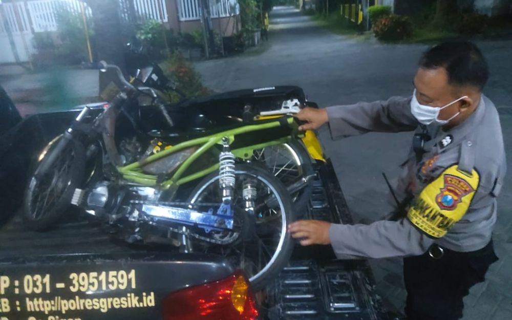 Polsek Manyar Gresik amankan motor Balap Liar yang di tinggalkan Jokynya