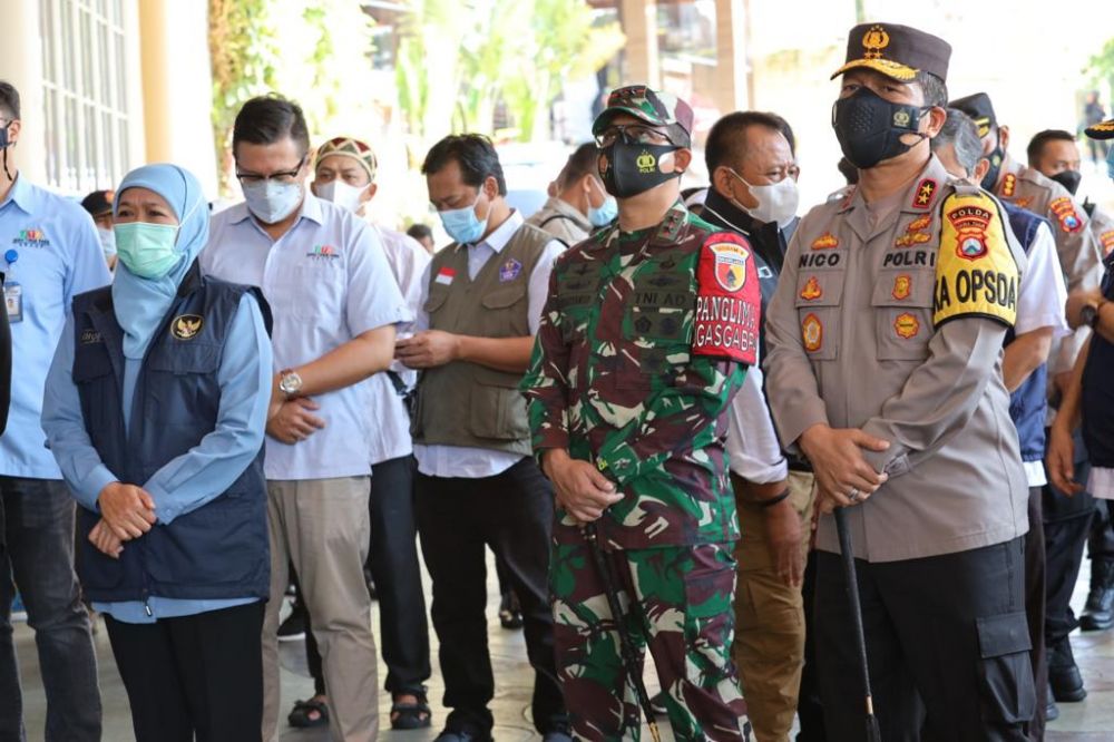 Forkopimda Jatim saat pantau Prokes di tempat wisata Jatim Park