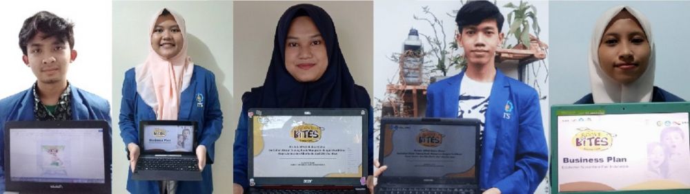 Lima mahasiswa penggagas bisnis buah mangrove dari ITS