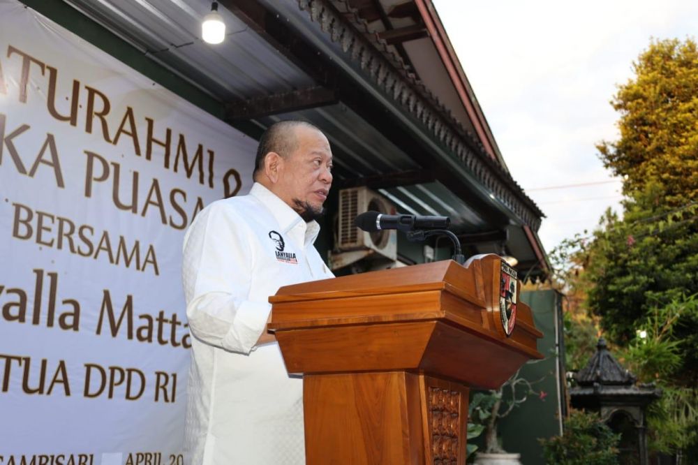 Ketua DPD RI AA LaNyalla Mahmud Mattalitti saat berikan sambutan