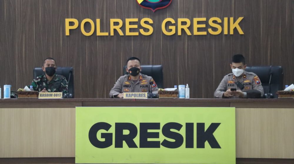 Forkopimda-Kapolres Gresik Ikut Vidcon Percepatan Vaksin Asops Kapolri