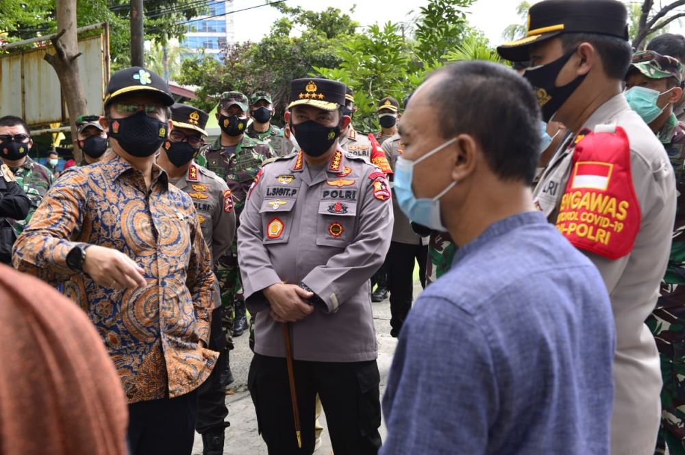 Kapolri, Panglima TNI dan Kemenkes maraton cek PPKM Mikro Vaksin Covid-19