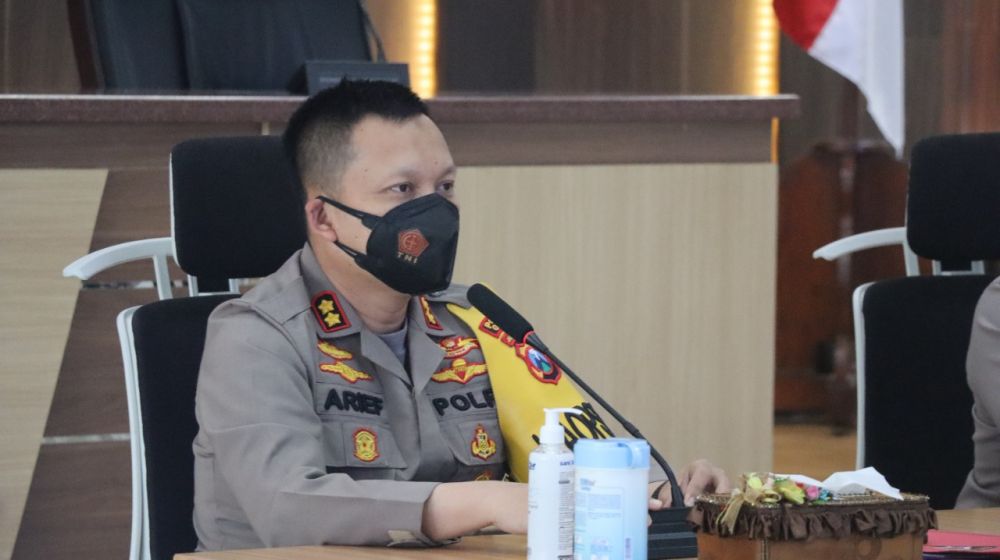 Kapolres Gresik AKBP Arief Fitrianto saat pimpin Latpraops Sikat Semeru 2021