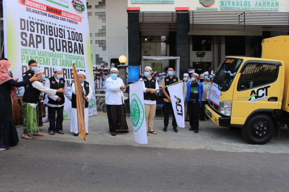 ACT distribusikan Qurban dan Operasi pangan Gratis