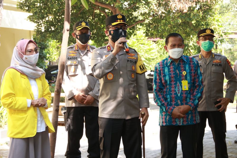 Kapolda Jatim Irjen Pol Dr Nico Afinta saat memberikan sambutan