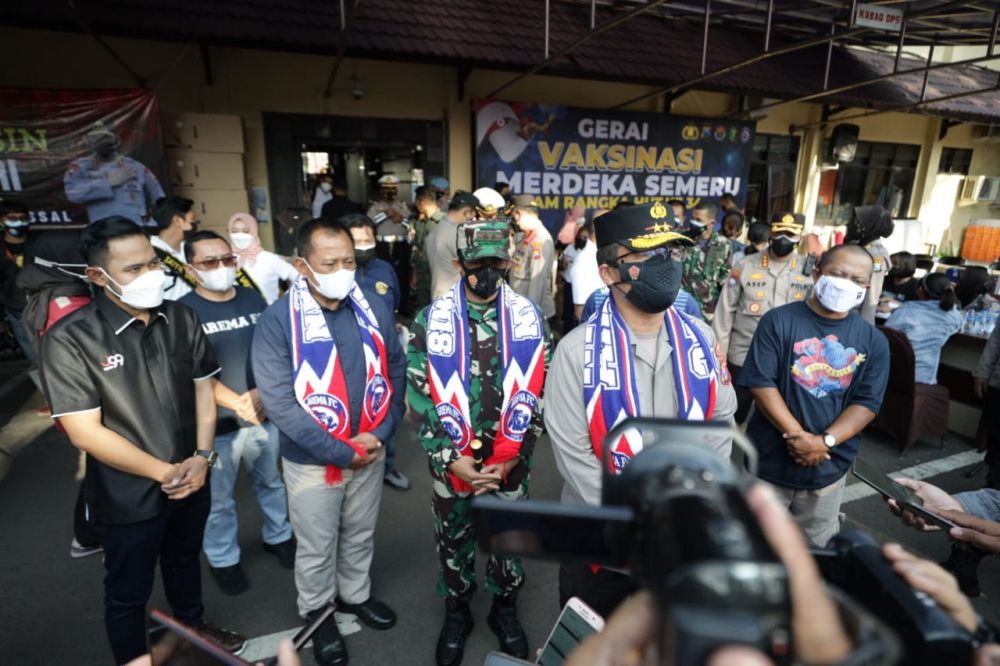 Forkopimda Jatim apresiasi Arema sebagai pelopor vaksin