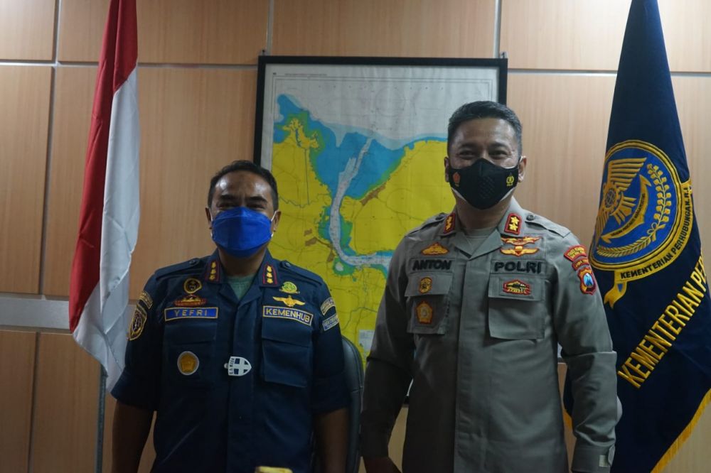 Kapolres Pelabuhan Tanjung Perak AKBP Anton Elfrino Trisanto saat lakukan kunjungan ke beberapa stakeholder