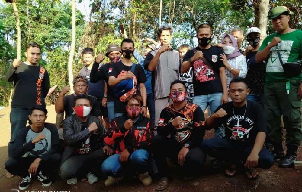 Foto bersama sesaat selesai acara Pra RPP Pemuda Pancasila PAC Kecamatan Surian, Kabupaten Sumedang