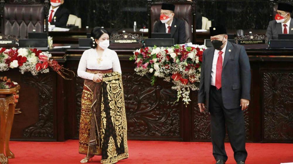 Ketua DPD RI AA LaNyalla Mahmud Mattalitti bersama DPR RI