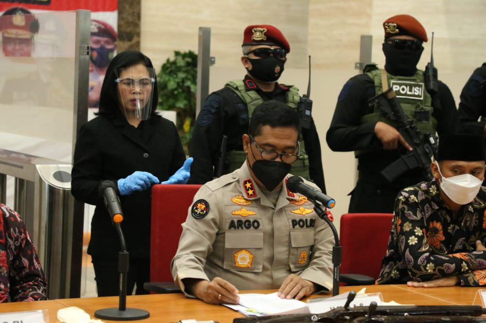 Kadiv Humas Polri Irjen Pol Argo Yuwono saat release kasus terduga teroris di 11 provinsi
