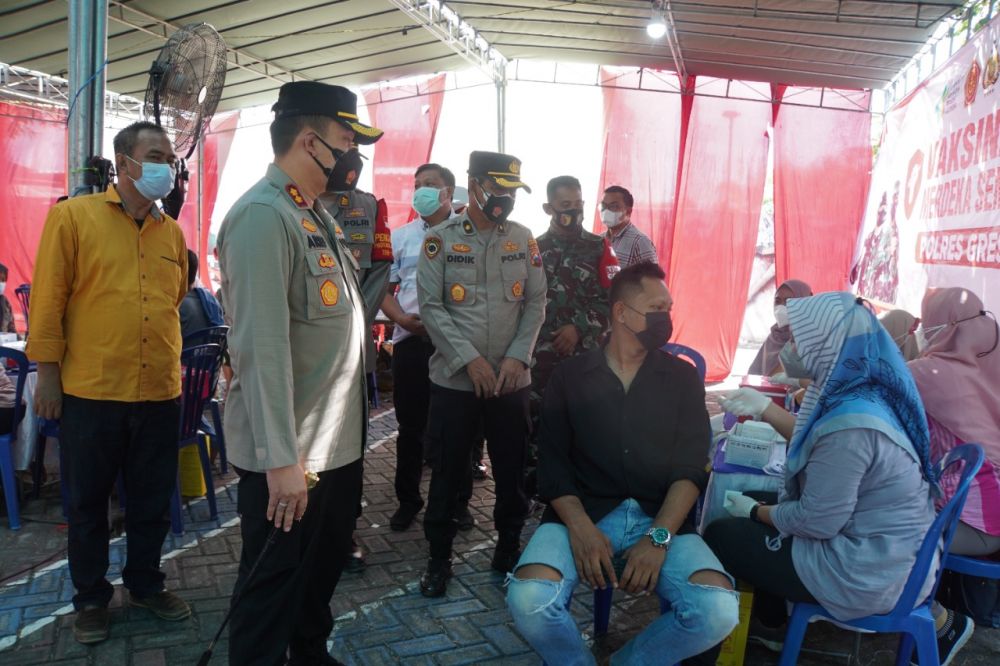 Polsek Menganti Gelar Serbuan Vaksin Merdeka di Gresik