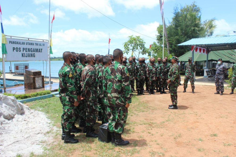 Siswa TNI AL Satdik 1 Kodiklatal Tanjung Uban Lattek Binpotmar