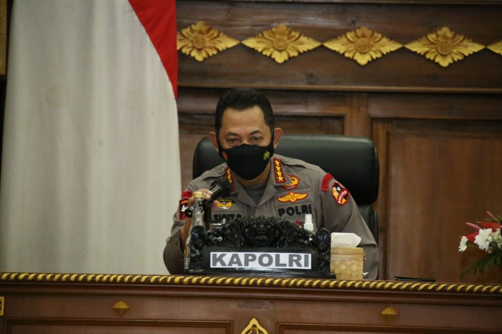Kapolri Jenderal Polisi Listyo Sigit Prabowo saat memberikan arahan