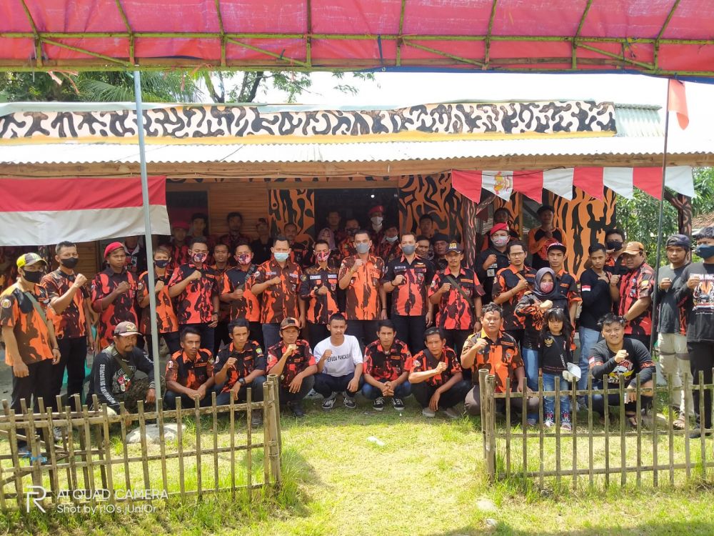 Selesai acara kegiatan RPP foto bersama seluruh pengurus dan ketua Ormas PP, Carteker, Provost, Koti dan MPC Kabupaten Sumedang