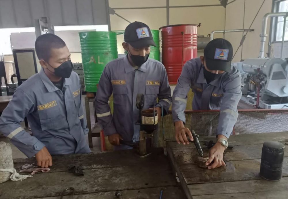 Siswa Dikmaba TNI AL Angkatan XL/1 Sargolan  menempuh Pusdiktek