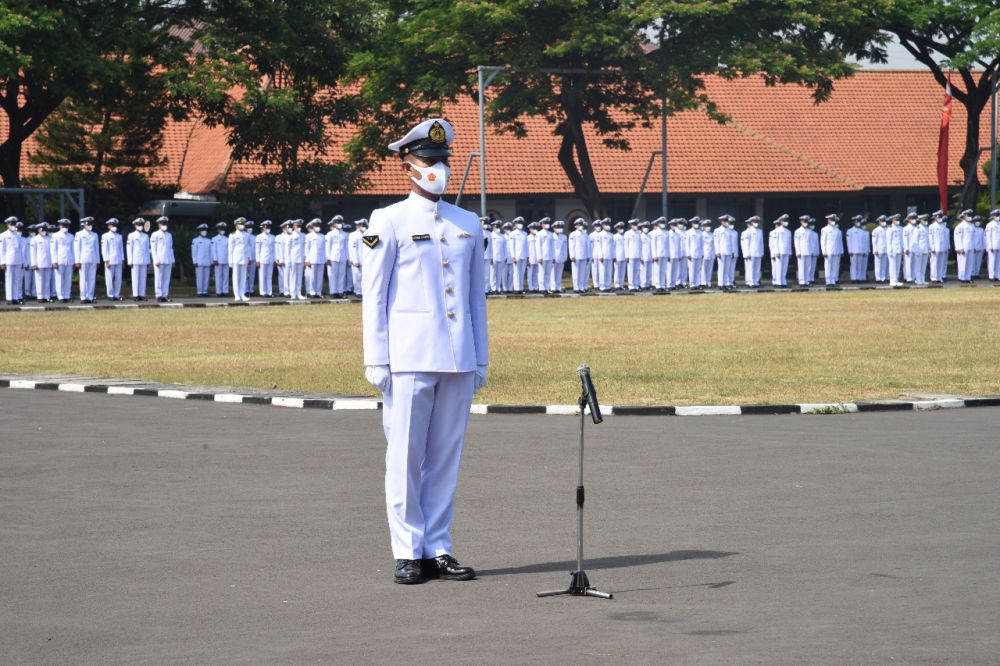 Prajurit Antap, Siswa dan PNS Kodiklatal Peringati Upacara HUT TNI AL