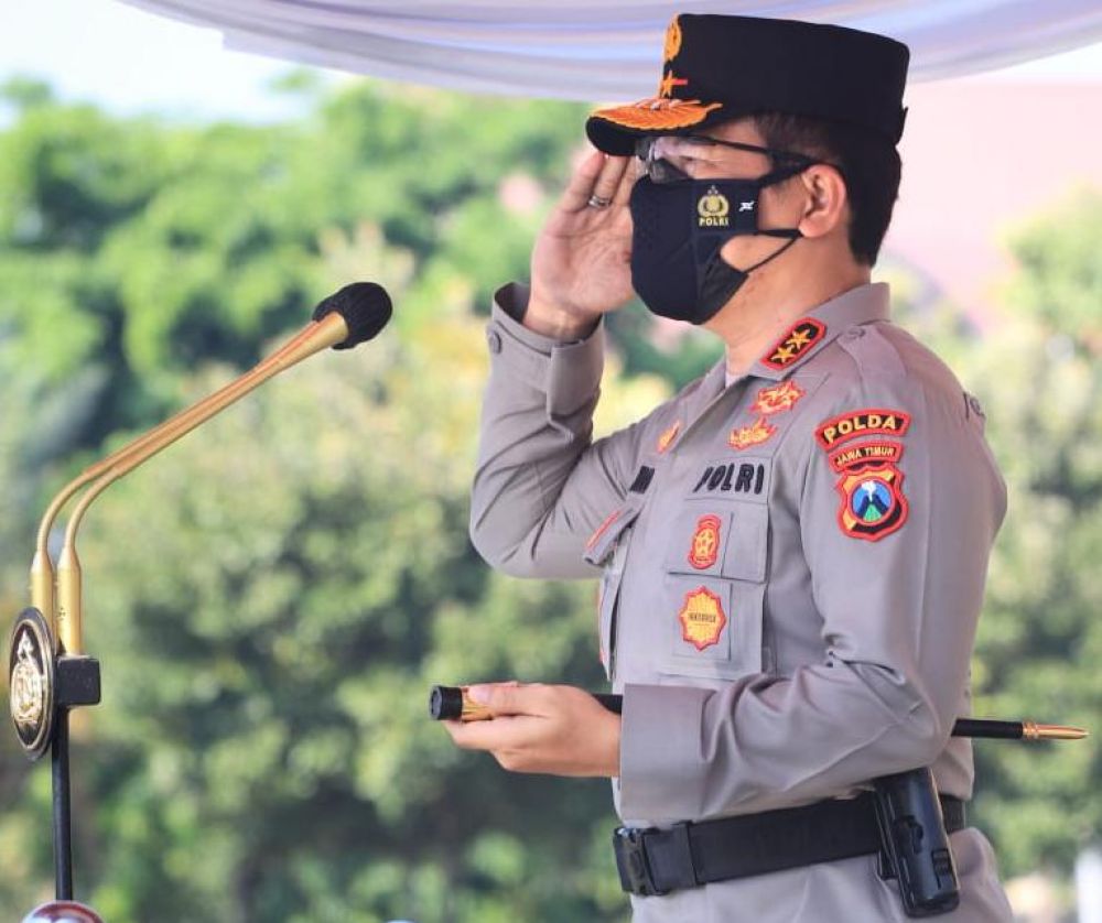 Kapolda Jatim Irjen Pol Dr Nico Afinta saat memimpin Apel Gelar Pasukan di Mapolda Jatim