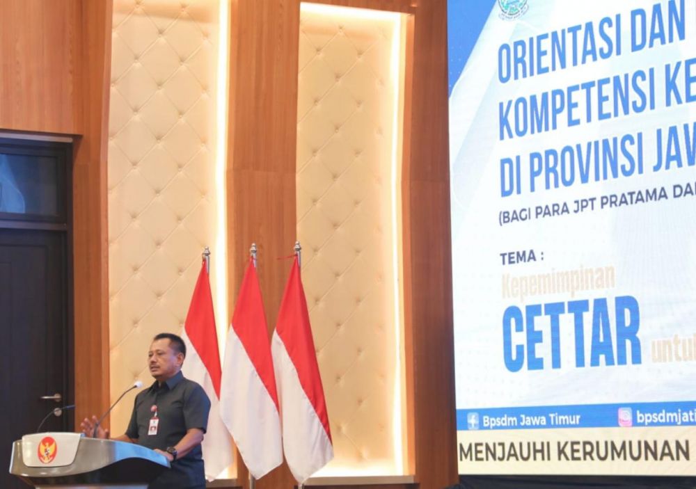 Plh Sekdaprov Heru Tjahjono saat membuka acara