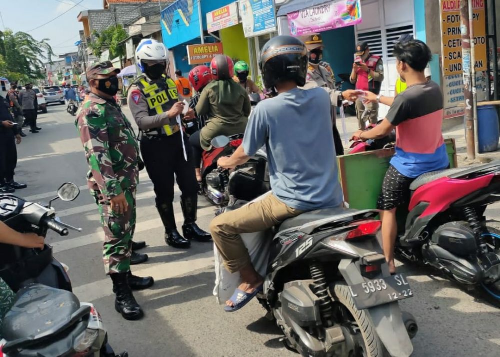 Koramil 0830 Krembangan gelar Ops Yustisi Masker bersama gabungan Kejari Tanjung Perak, satpol PP dan kepolisian