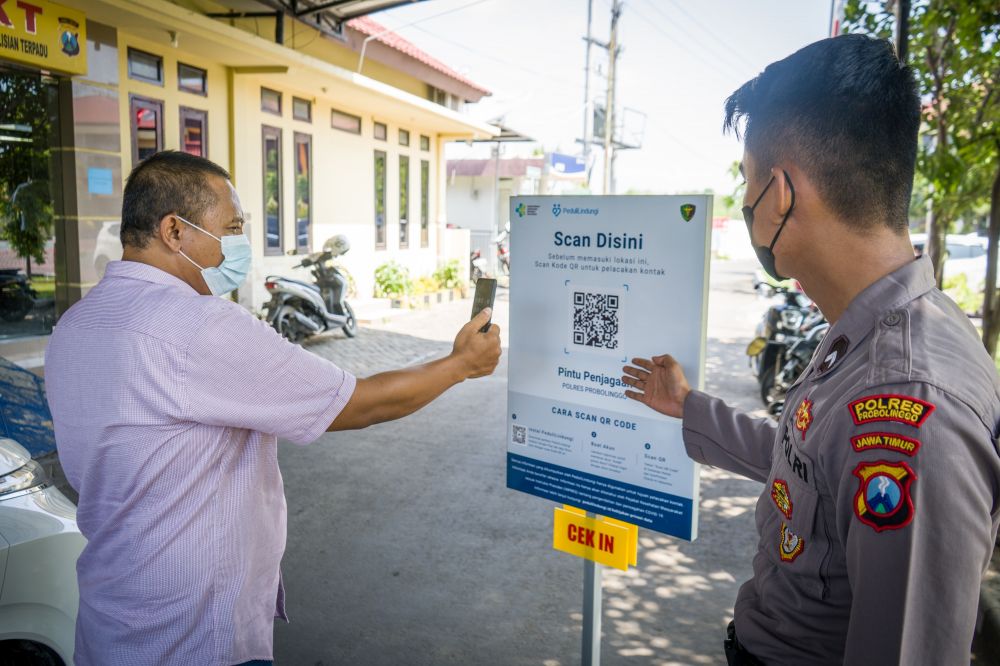 Polres Probolinggo Wajibkan pengunjung harus miliki aplikasi PeduliLindungi