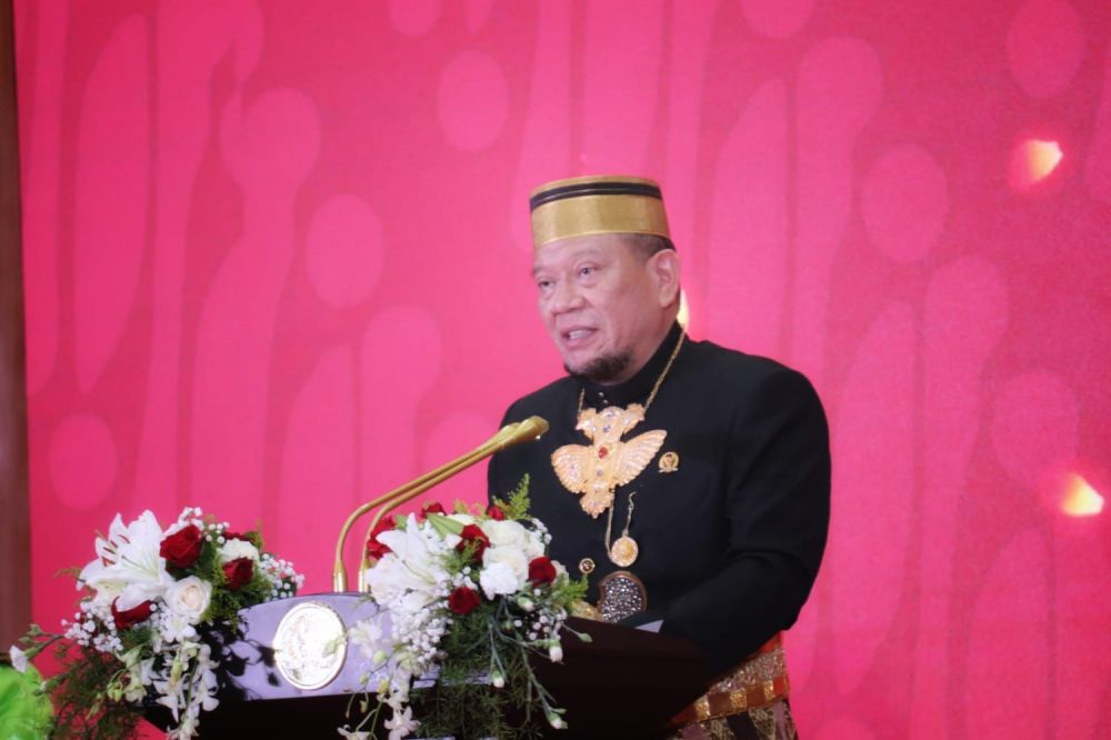Ketua DPD RI AA LaNyalla Mahmud Mattalitti saat memberikan sambutan