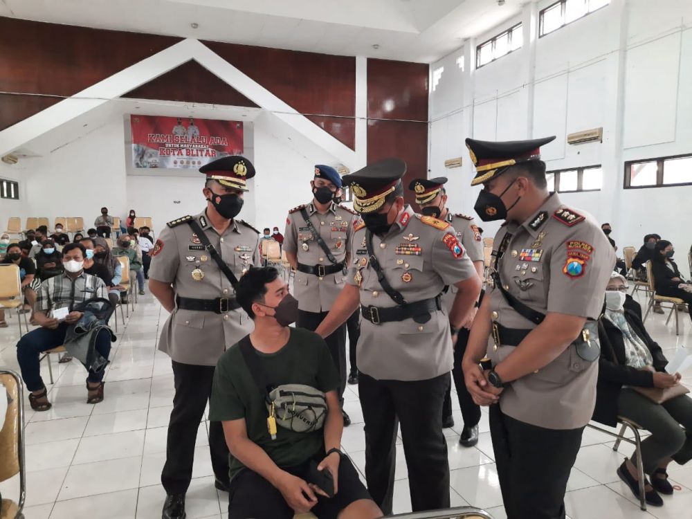 Wakapolda Jatim Tinjau Vaksin di Kota Blitar, HUT TNI ke-76